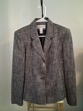 Jones Wear Black & White Tweed Blazer Size 8P